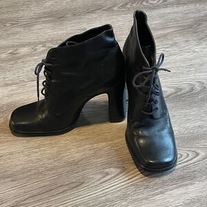 Pazzo Brittany Manmade Leather Black Lace-Up Block Heel Ankle Boots